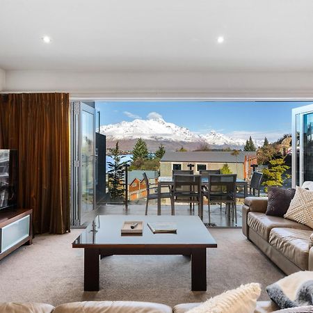Lakefront Living - 4 Bedrm Apartment Alpine Vilage Queenstown Exteriör bild
